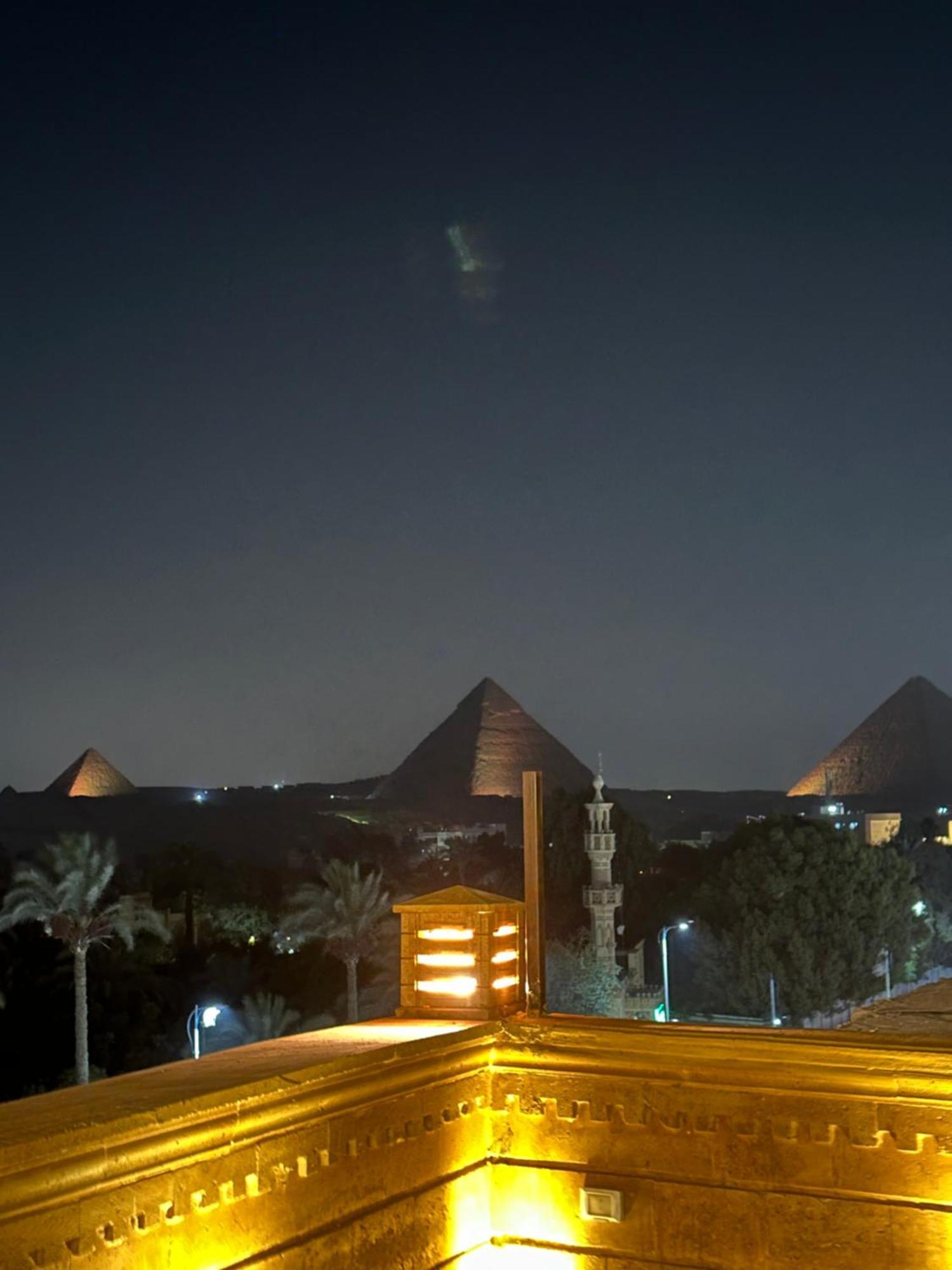 Taj Pyramids View Inn Kafret el-Gabal Exterior foto