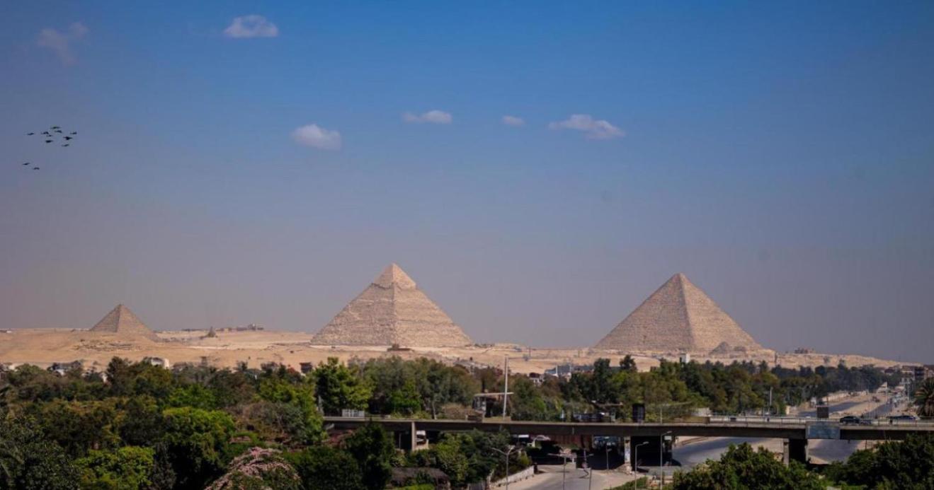 Taj Pyramids View Inn Kafret el-Gabal Exterior foto